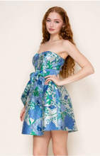 Load image into Gallery viewer, Hortencia dress
