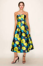 Load image into Gallery viewer, Primavera Dress

