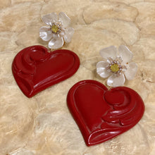 Load image into Gallery viewer, Wooden Hearts Earrings / flower with yellow rhinestone
